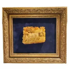 Картина из янтаря "Лошадь на опушке"