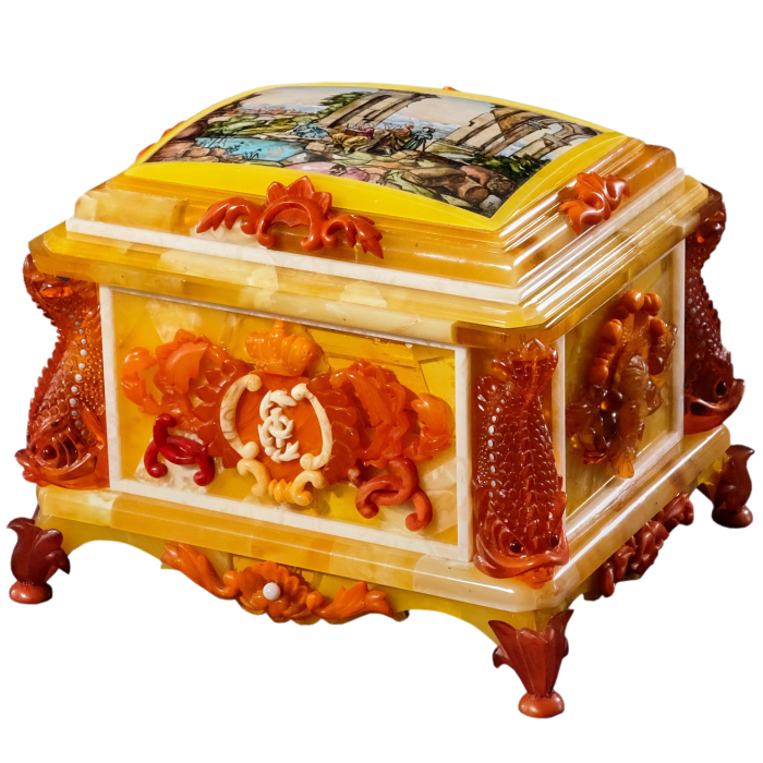 Amber casket "Vision" of the collection "Smile of the amber room"