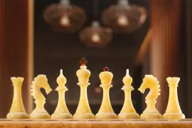 Chess chest made of Karelian birch "Aristocrat"