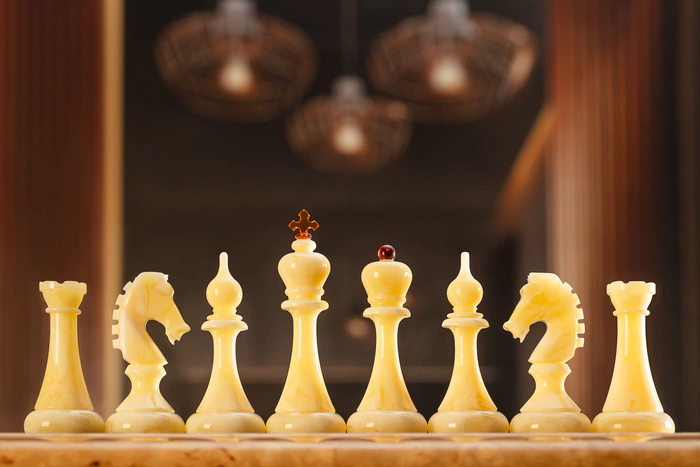 Chess chest made of Karelian birch "Aristocrat"
