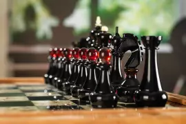 Chess chest made of Karelian birch "Aristocrat"