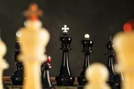 Chess chest made of Karelian birch "Aristocrat"