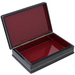 The box "Moscow Golden-Domed" Lackey