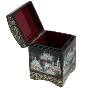 The box "Winter Suzdal" Kholui