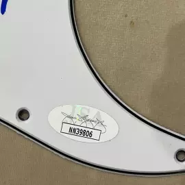 Guitar signed by model Cindy Crawford