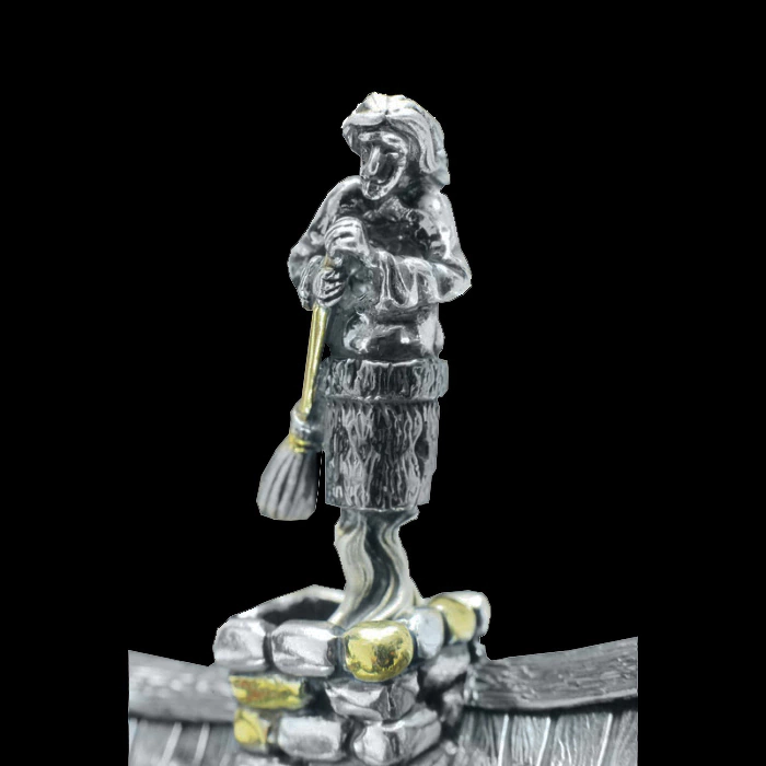 Silver salt shaker "Hut on chicken legs" with a spoon