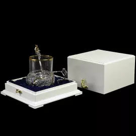 Коллекция из серебра "Золотая рыбка" с подстаканником, ложкой и салфетницей