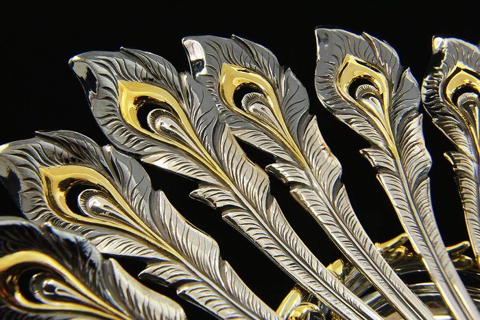 Set of 6 silver teaspoons with a "Humpbacked Horse" stand
