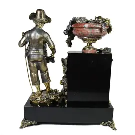 Каминные часы "Виноградарь" (креноид, долерит)