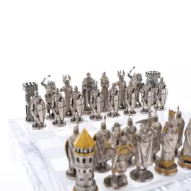 Шахматы из хрусталя и серебра "Ледовое побоище"