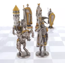 Шахматы из хрусталя и серебра "Ледовое побоище"