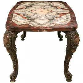 Стол из среза натуральной яшмы с фигурными бронзовыми ножками. Коллекционный образец