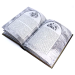 The gift book in a leather cover "The Sovereign" by Niccolo Machiavelli