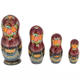 Матрешка  на 10 мест "Зимние гуляния. Бордовый платок" 33 см