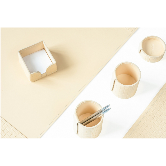 Настольный набор "Business Cuoietto" Treccia/слоновая кость, 6 предметов Настольный набор "Business Cuoietto" Treccia/слоновая кость, 6 предметов