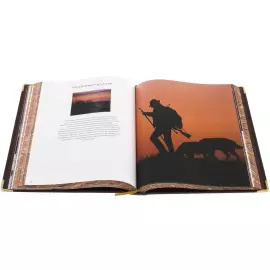 Подарочная книга в коробе "Курт Блюхель: Охота"