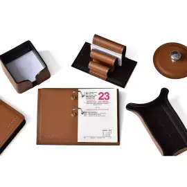 Настольный набор "Business Cuoietto"  табак/шоколад, 9 предметов