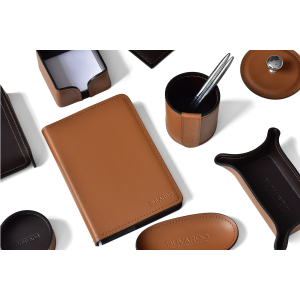 Настольный набор "Business Cuoietto"  табак/шоколад, 8 предметов Настольный набор "Business Cuoietto"  табак/шоколад, 8 предметов
