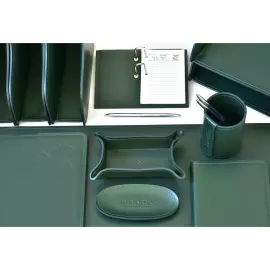 Настольный набор "Business Cuoietto" зеленый, 12 предметов