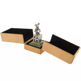 Статуэтка из нефрита и серебра "Святой Георгий"