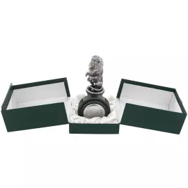 The seal "The Lion sits" with green jade