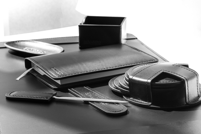 Настольный набор "Premium FG Toscana-Cuoietto" черный, 7 предметов Настольный набор "Premium FG Toscana-Cuoietto" черный, 7 предметов