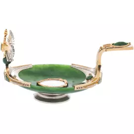 Jade bucket "Complained"