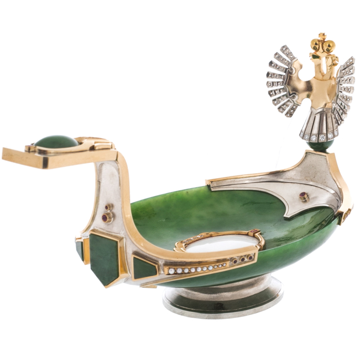 Ковш из нефрита "Жалованный"