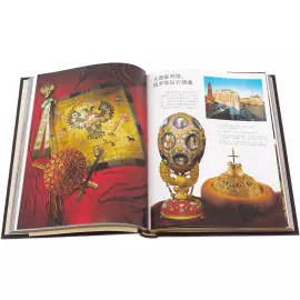 Gift set with book and plate "Moscow" in Chinese