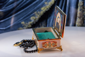 Oriental rosary box made of marble, Zlatoust