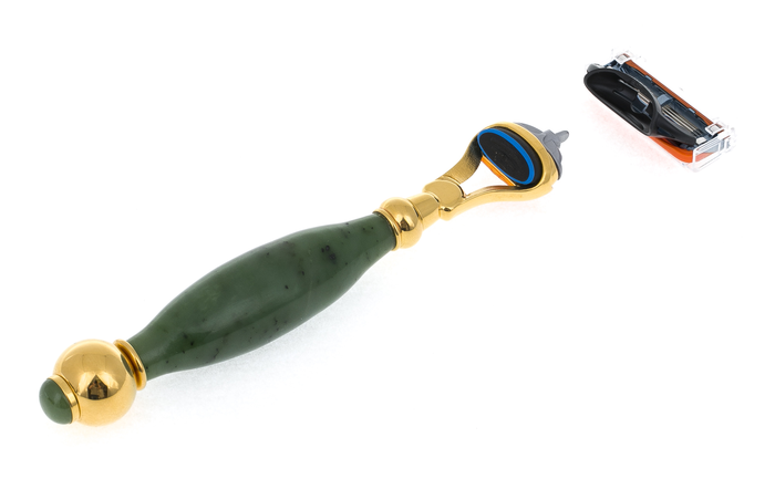 Handmade shaving kit made of jade, Zlatoust