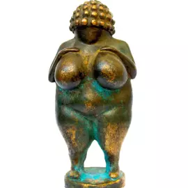 The author's bronze sculpture "Mother Earth"