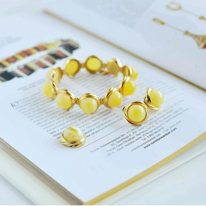 OPERA Premium silver bracelet with milk amber