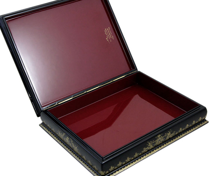 The Chess box is a Lackey