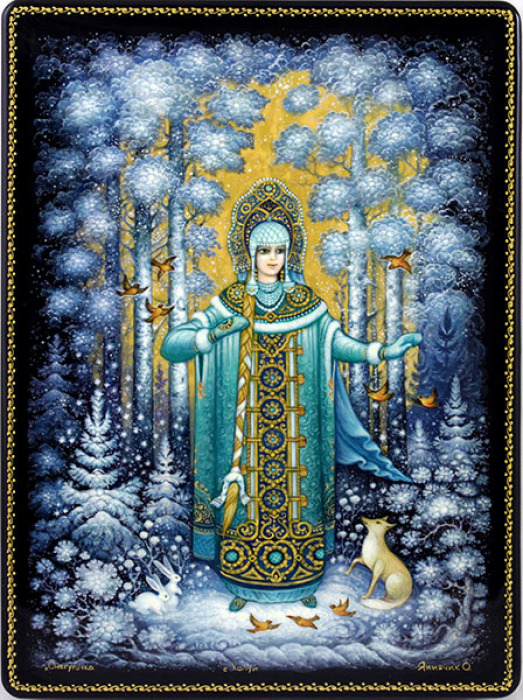 The box "Snow Maiden" is a Lackey