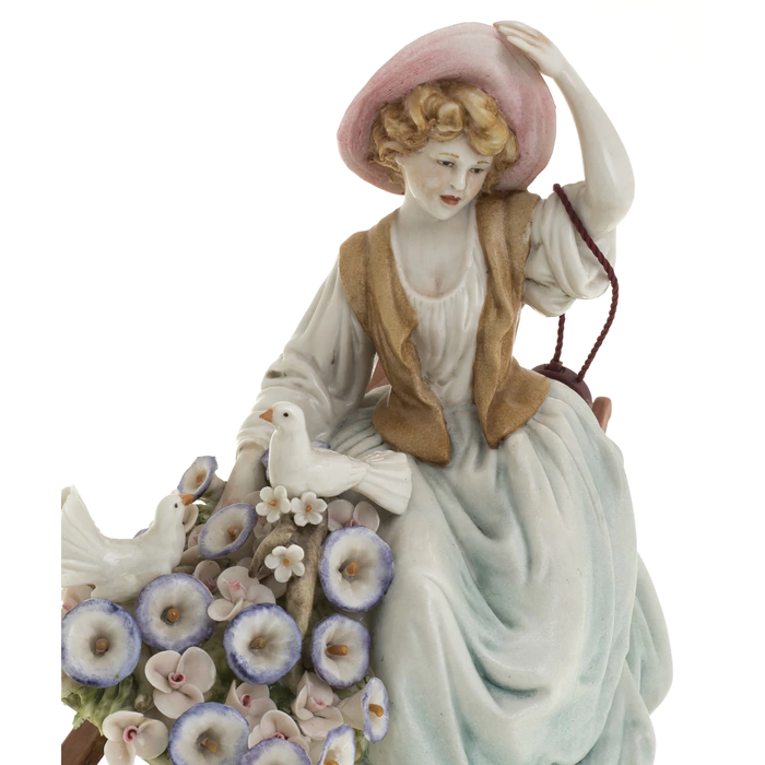 Statuette "Flower cart" (lady with flowers)