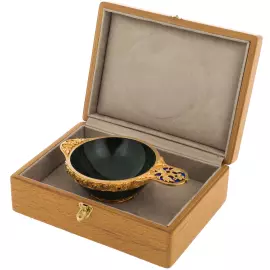 Jade cup "Ladle complained"