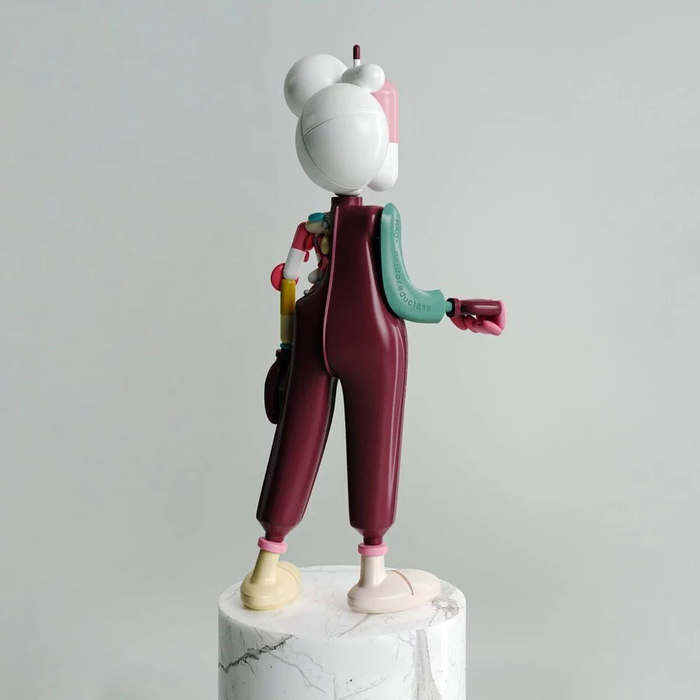 Pillman sculpture by Taras Zheltyshev