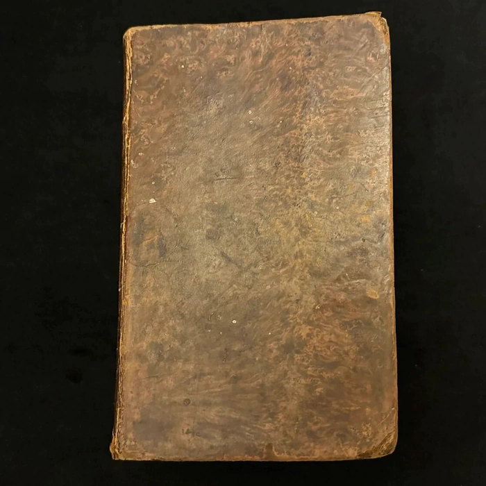 The book "Brief medical and surgical matter of a physician" Kashinsky I.G., St. Petersburg, 1797-1800.