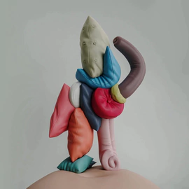 Lazy Wolly sculpture by Taras Zheltyshev