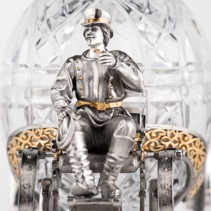 Bonbonniere made of silver and crystal "Stroller"