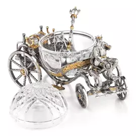 Бонбоньерка из серебра и хрусталя "Коляска"