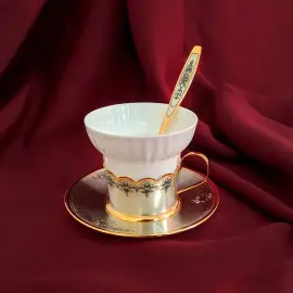 Блюдце чайное серебряное "Астра" Блюдце чайное серебряное "Астра"