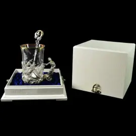 Подстаканник из серебра "Василиса Прекрасная" Подстаканник из серебра "Василиса Прекрасная"