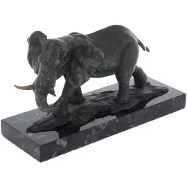 Авторская скульптура из бронзы "Слон"