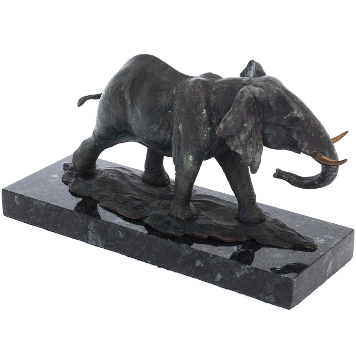 The author's bronze sculpture "Elephant"