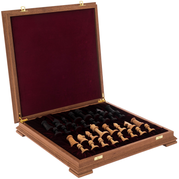 A chess chest made of mahogany "Staunton"