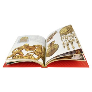 A gift book in a leather cover "Hermitage" in English