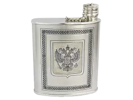 Серебряная фляжка