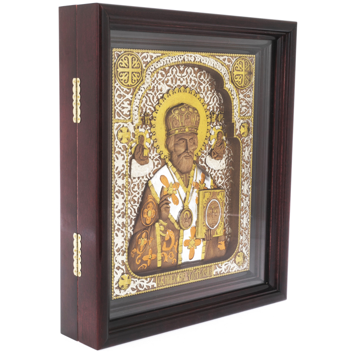 Икона из березы "Николай Чудотворец" в киоте